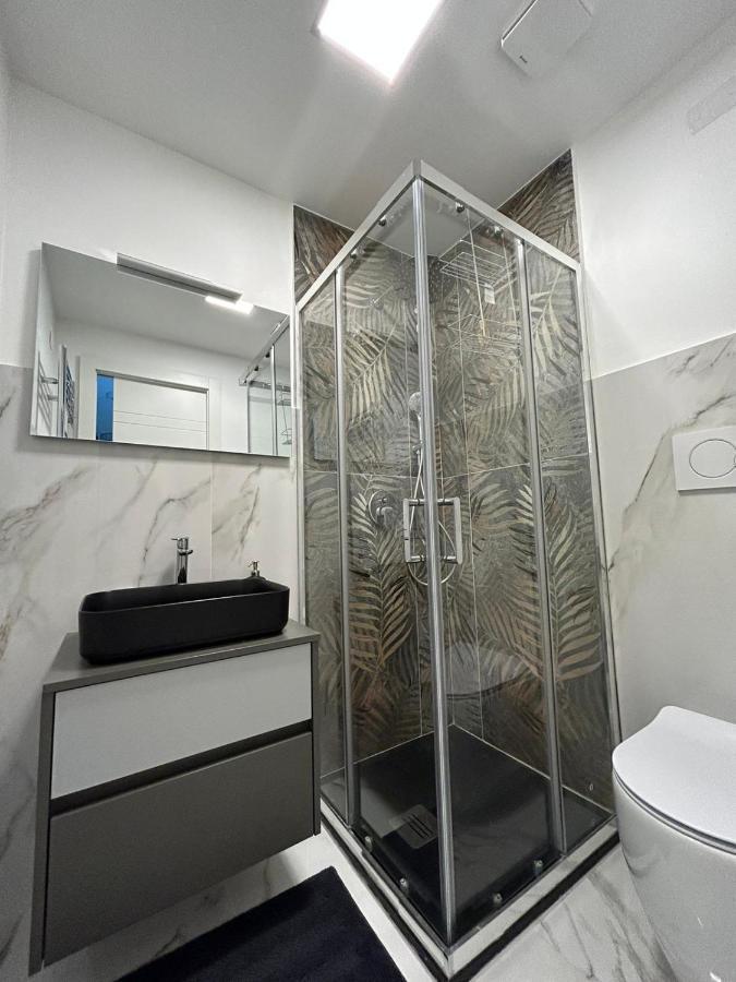 Casa Vacanze 1702, Con La Camera Matrimoniale Con Il Bagno Privato E Un Soggiorno Comune Milánó Kültér fotó